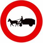 Panneau C13 — Accès interdit aux conducteurs de véhicules attelés